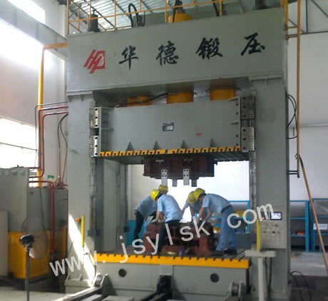 YL27系(xi)列框架液壓機