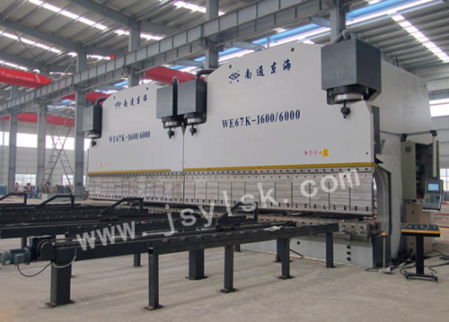 雙(shuang)機聯動折(she)彎機