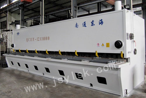 QC11Y-12*8000液壓閘式(shi)剪闆機