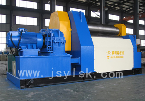 四(si)輥卷闆(pǎn)機