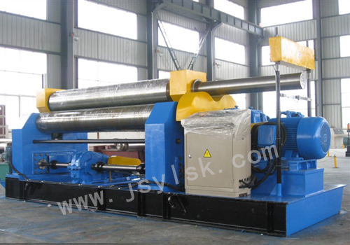 機械三輥對(duì)稱式卷闆機(jī)