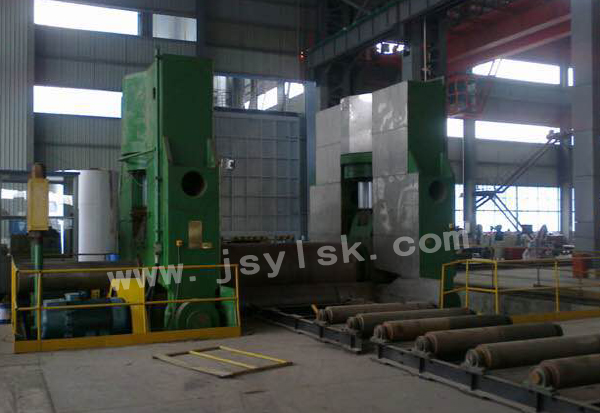 大型上輥萬(wan)能式卷闆機(ji)