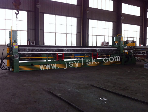 挂車式(shì)卷闆機(ji)