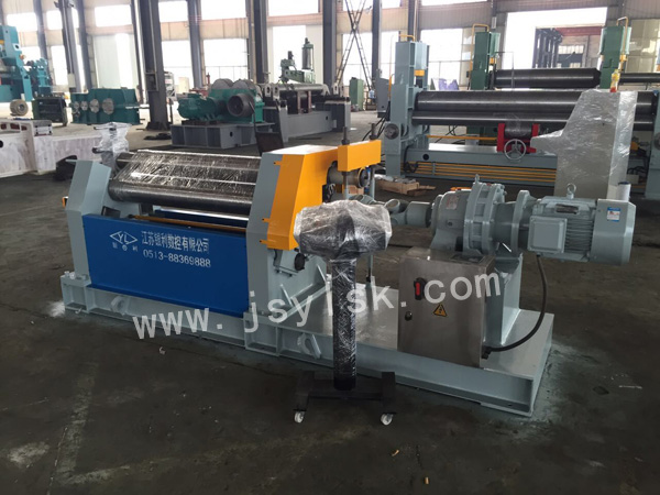 機(jī)械三輥非(fēi)對稱式卷(juan)闆機