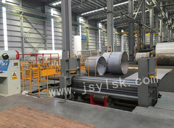 中小型上(shàng)輥萬能式卷闆機(jī)