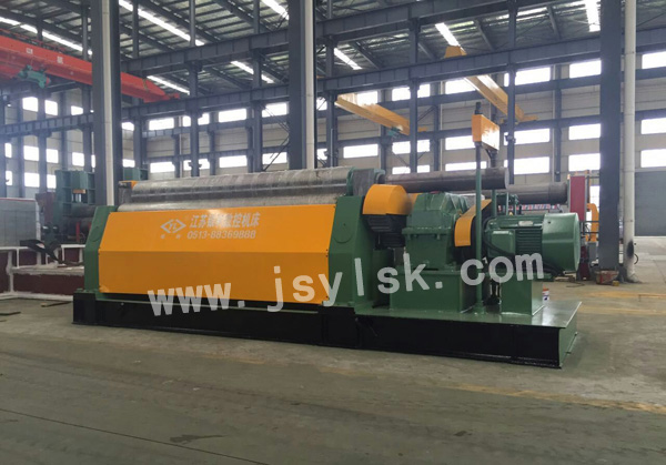 機械三(sān)輥對稱式(shì)卷闆機