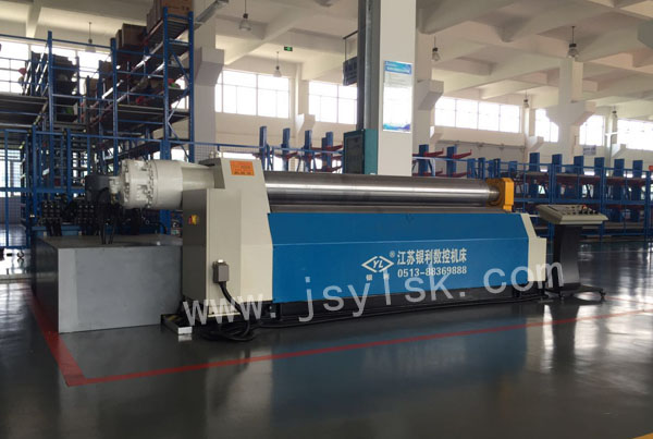 四輥(gun)卷闆機(ji)