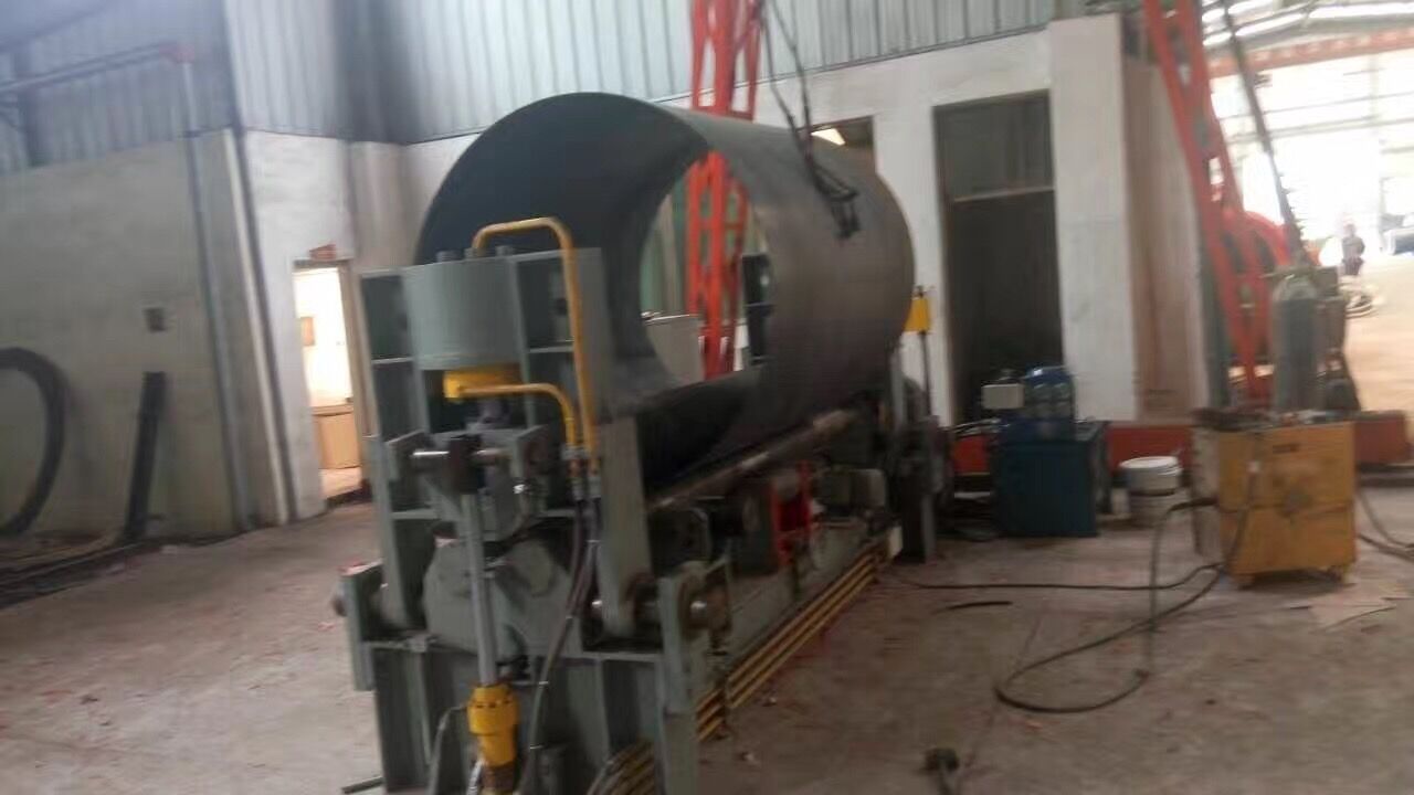 卷闆機安裝(zhuang)調試