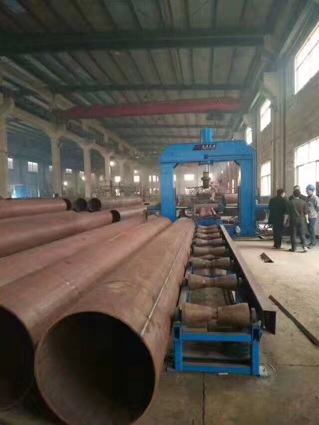 南通(tong)東海機(jī)床集團(tuán)制管/鐵(tie)塔專用(yòng)設備