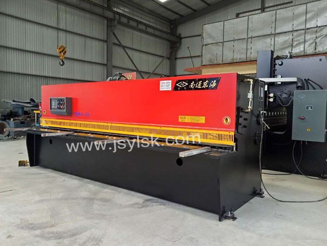 QC12Y-4*4000液壓剪(jiǎn)闆機