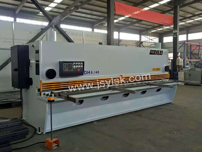 QC11Y-6*4000液(yè)壓剪闆機