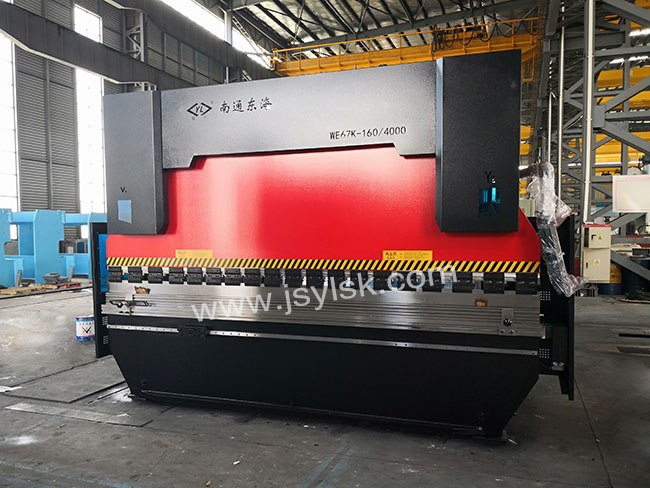 WE67K-160/4000數控折彎(wān)機