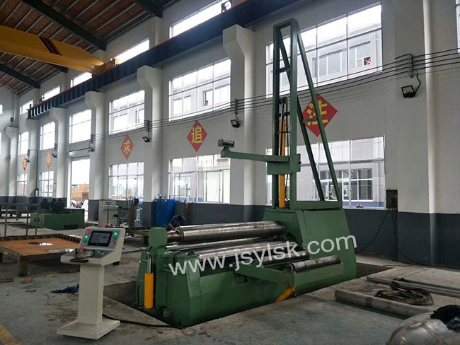 四(sì)輥卷闆機