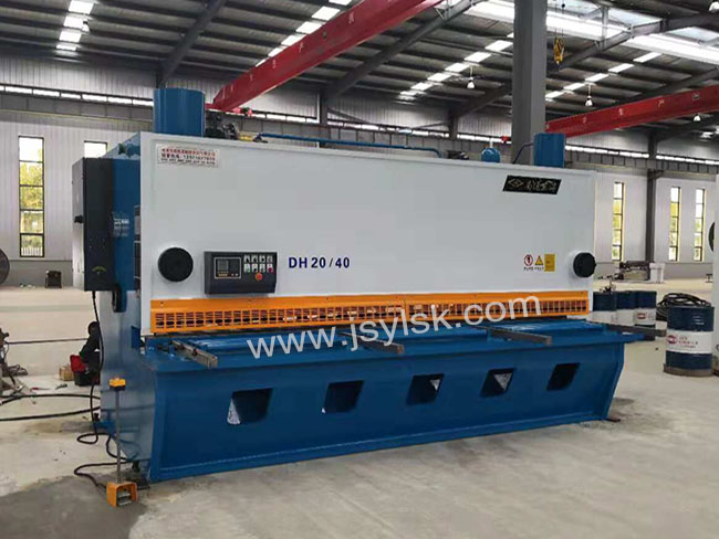 QC11Y-20*4000液壓剪闆機